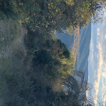 Retour Aux Sources Villa Sauve Екстериор снимка