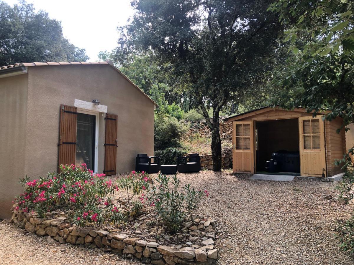 Retour Aux Sources Villa Sauve Екстериор снимка