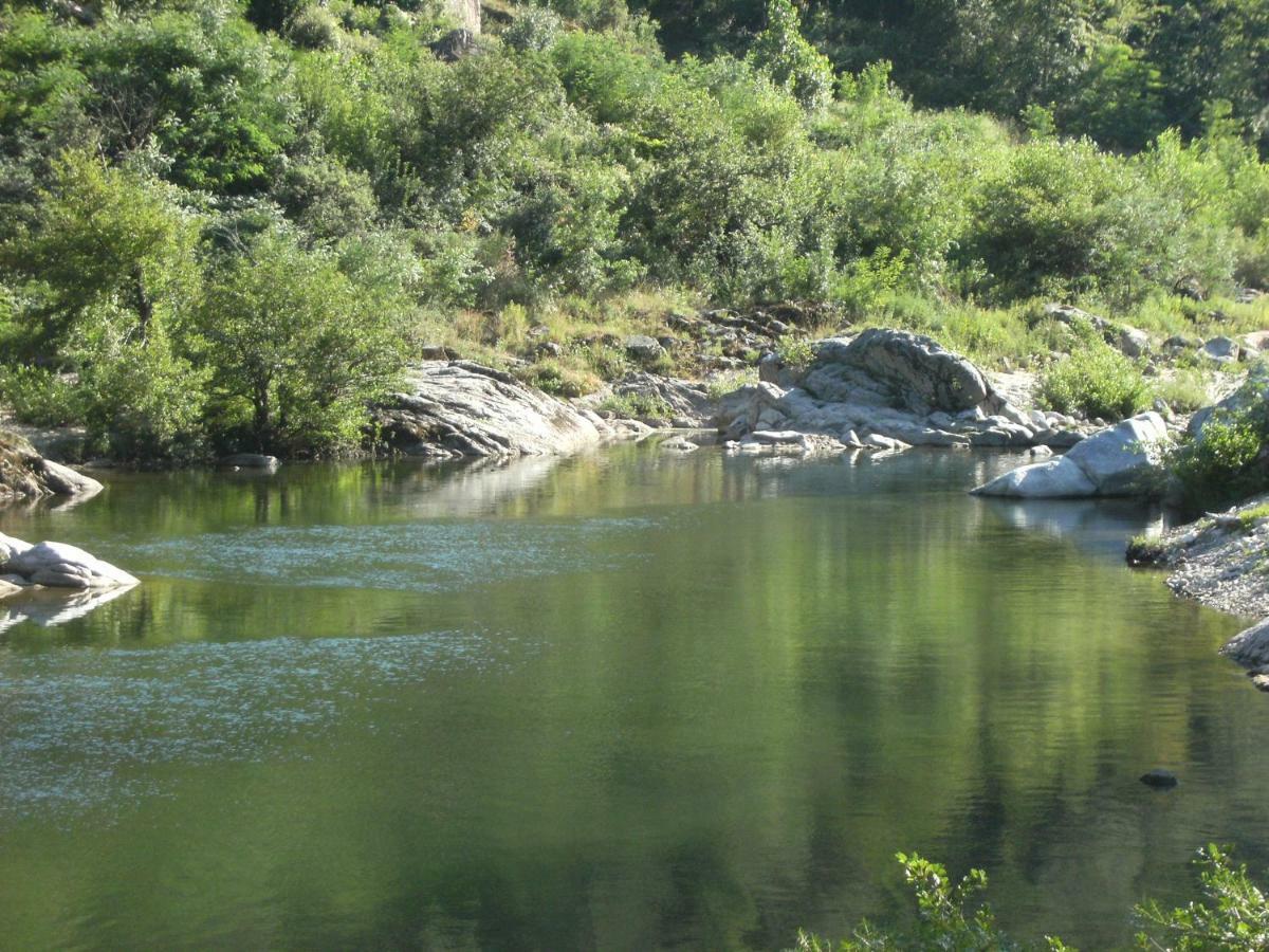 Retour Aux Sources Villa Sauve Екстериор снимка